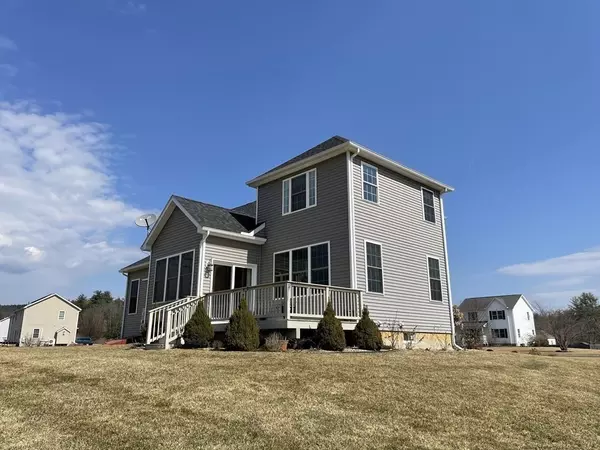 26 Verde Drive, Greenfield, MA 01301