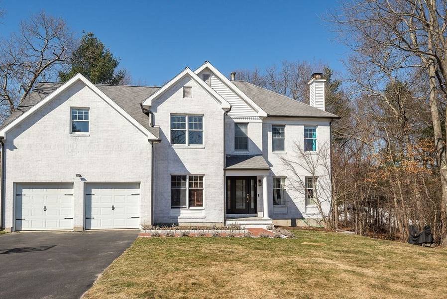 15 Boyden Ln, Sharon, MA 02067