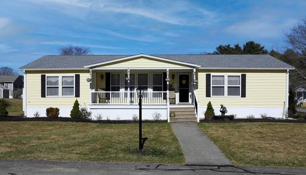 58 Mountain Ash Drive, Kingston, MA 02364