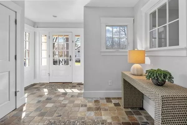 Hingham, MA 02043,19 Smith Rd