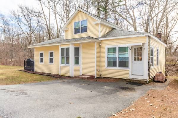 22 Essex Street, Dracut, MA 01826