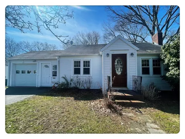 27 Hillview Rd, Westwood, MA 02090