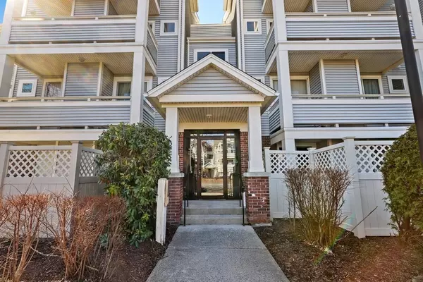 200 Falls Blvd #C302, Quincy, MA 02169