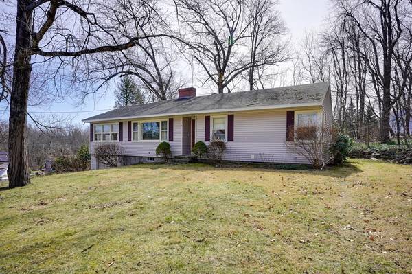 9 Chestnut Hill Road, Northborough, MA 01532