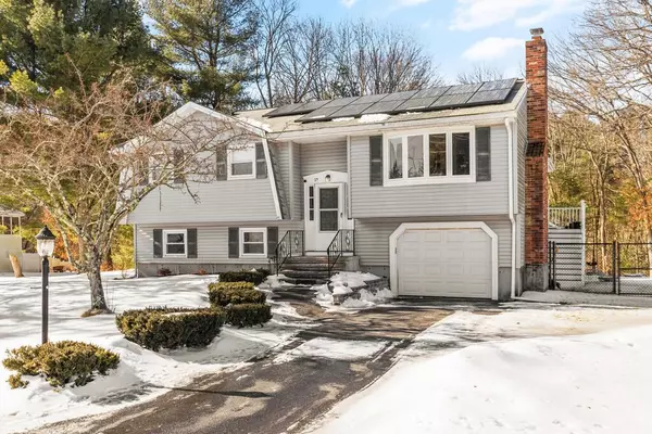 25 Redgate Road, Tewksbury, MA 01876