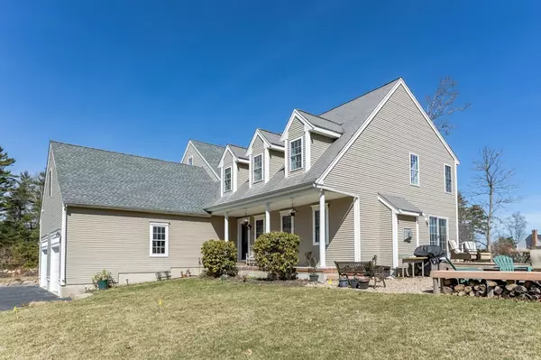 Wareham, MA 02571,3 Maud Palmer Dr #b