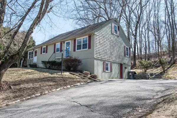 Millbury, MA 01527,37 Alpine St