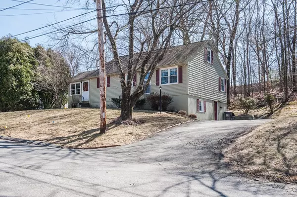 Millbury, MA 01527,37 Alpine St