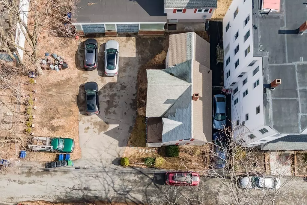 Somerville, MA 02144,14 White Street Place