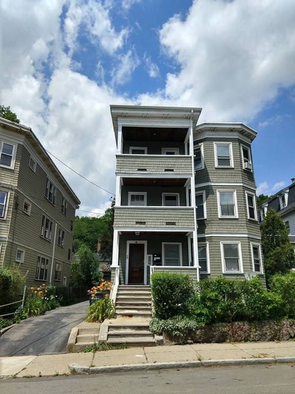 58 Glen Rd, Boston, MA 02130