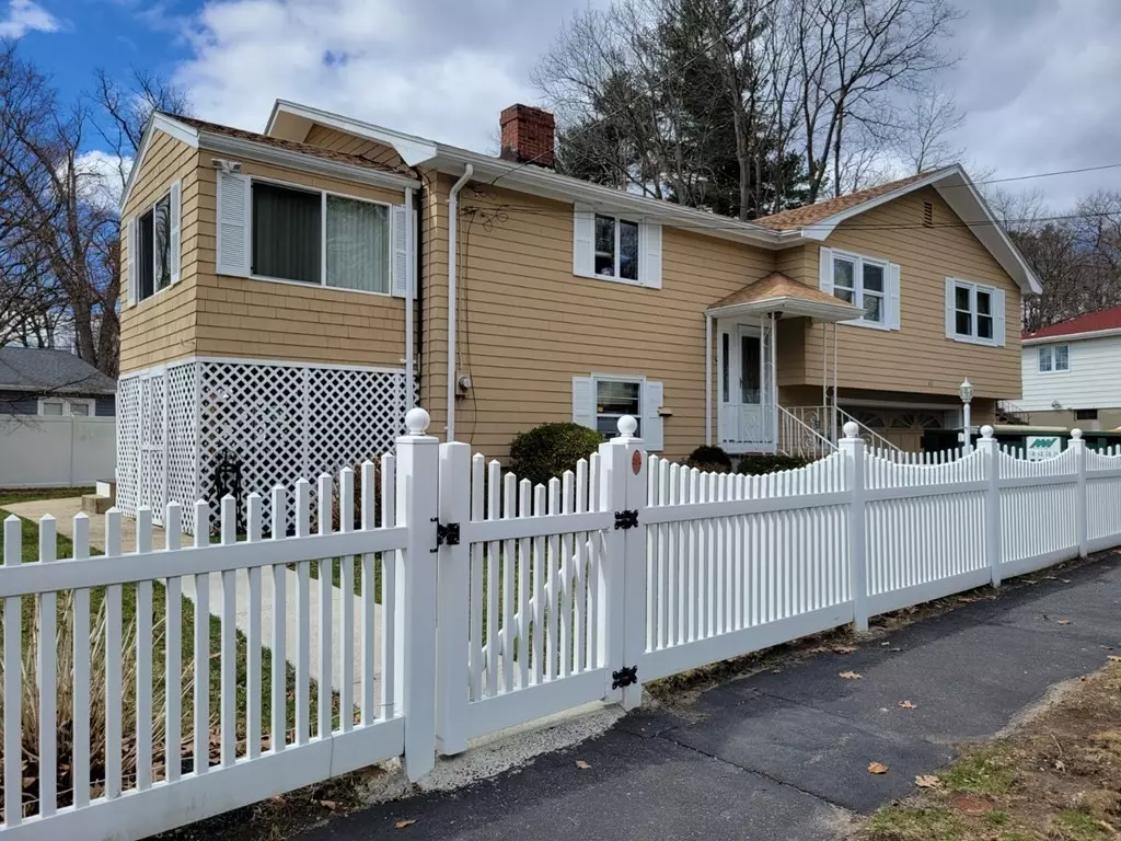 Medford, MA 02155,42 Maurice St