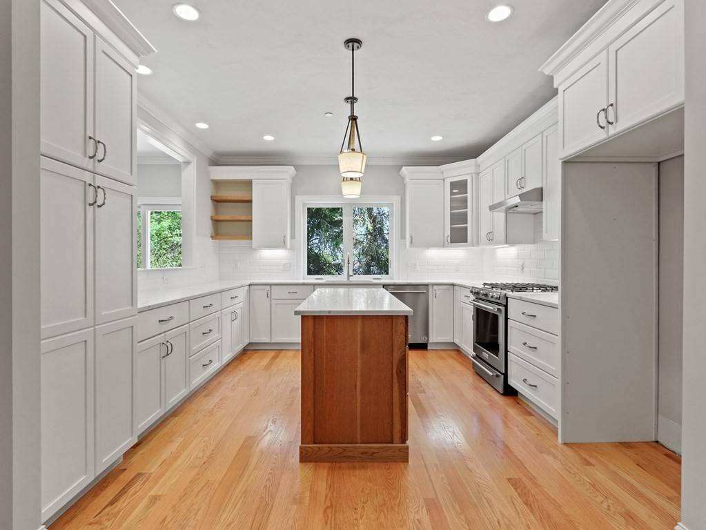 435 Neponset St. #B, Norwood, MA 02062