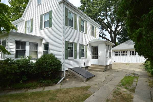 40 East Walnut St, Milford, MA 01757