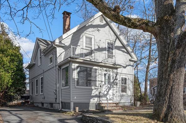 517 Burncoat Street, Worcester, MA 01606