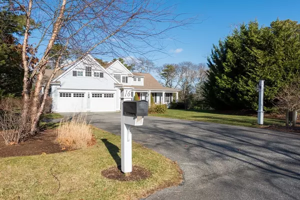 16 Lindsay Ln, Orleans, MA 02653