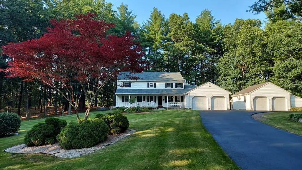 Dunstable, MA 01827,161 Pleasant St