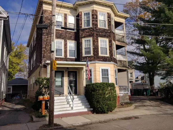 17-17A Rhodes Avenue, Lynn, MA 01904