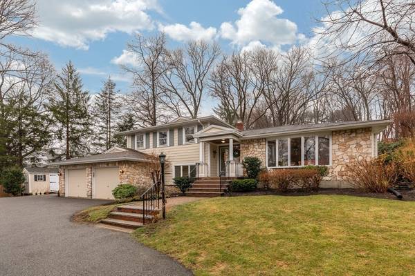 130 Cabot St, Milton, MA 02186