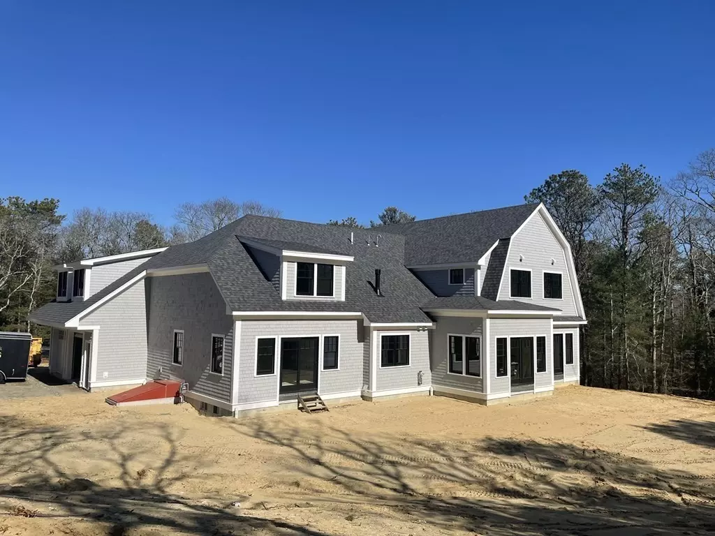 Mashpee, MA 02649,6 Highwood Way