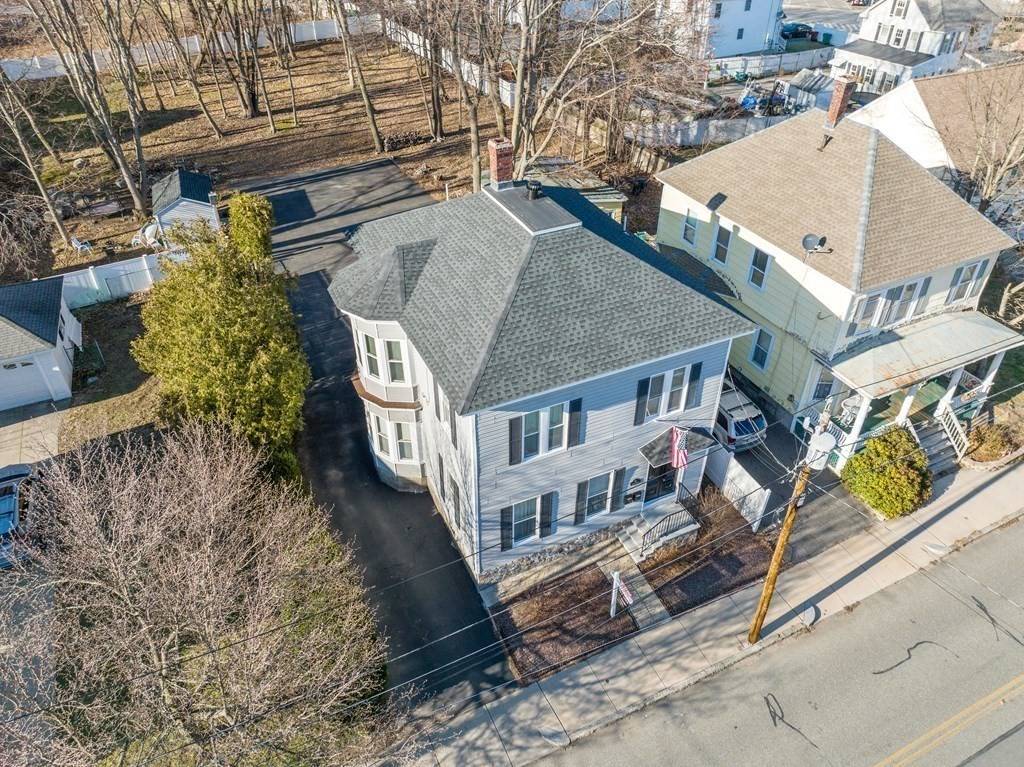21 Wedge St, Lowell, MA 01851