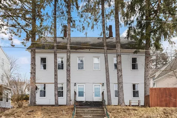 248 Beacon St, Athol, MA 01331