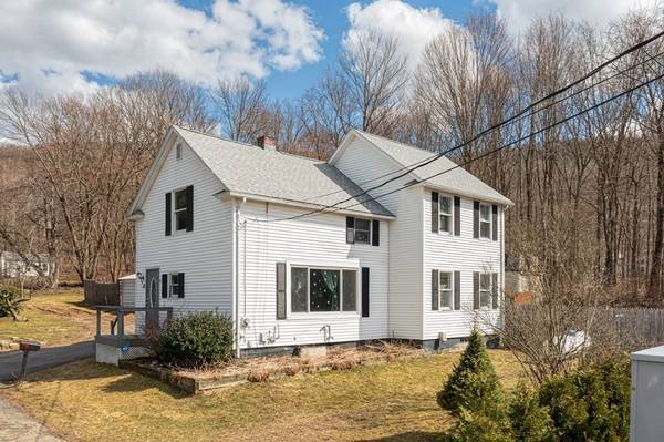 30 Chapin St, Easthampton, MA 01027