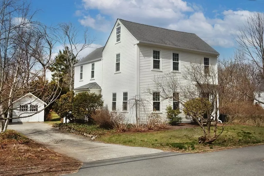 238 Main St, West Newbury, MA 01985