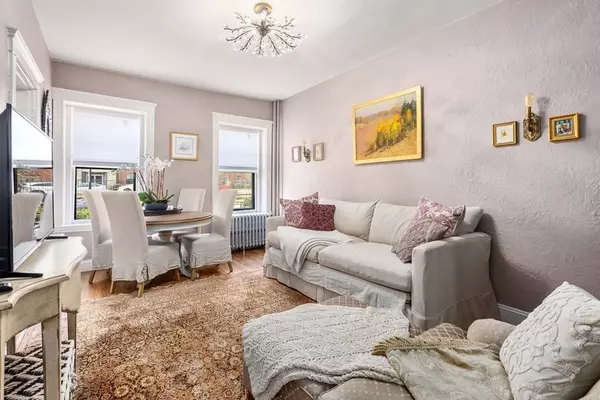 Boston, MA 02135,1949 Commonwealth Ave #7