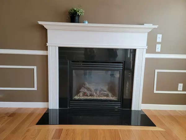 Nashua, NH 03060,73 Monroe Street