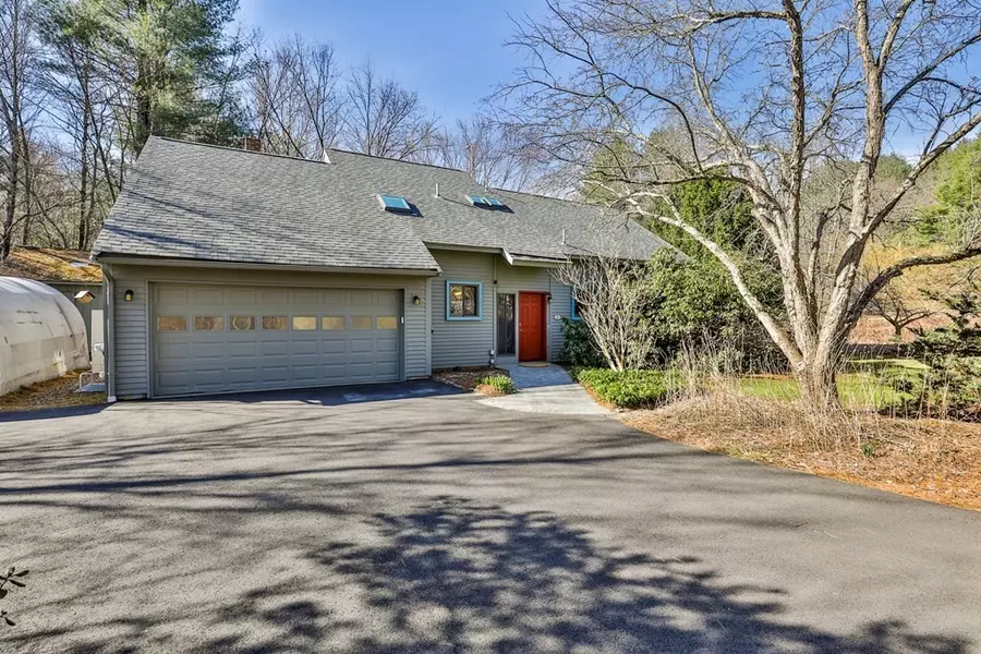 37 Cobleigh Road, Boxborough, MA 01719