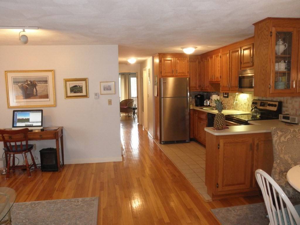 71 Stone St #5, Walpole, MA 02081