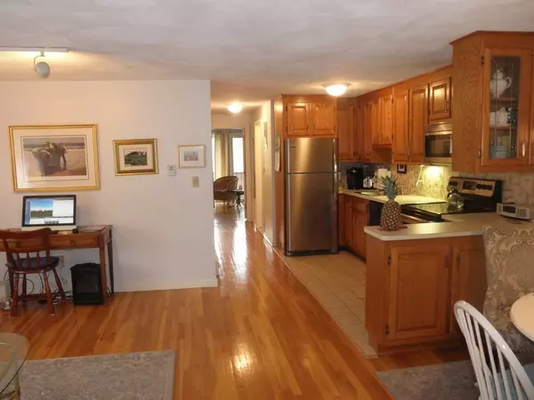 71 Stone St #5, Walpole, MA 02081