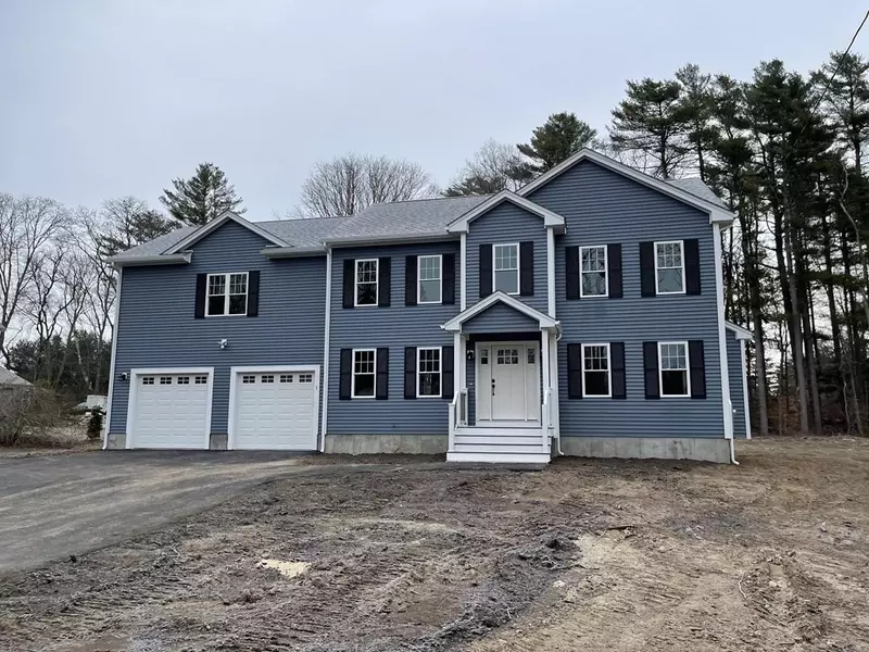 1 West Hill Drive, Acushnet, MA 02743