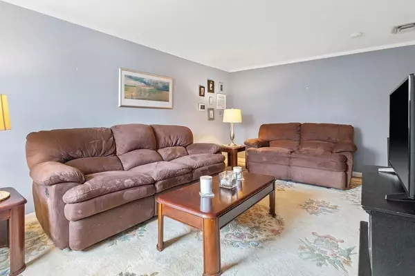 Saugus, MA 01906,63 Dudley Street
