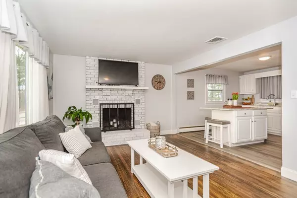 Nashua, NH 03060,2 Waverly Street