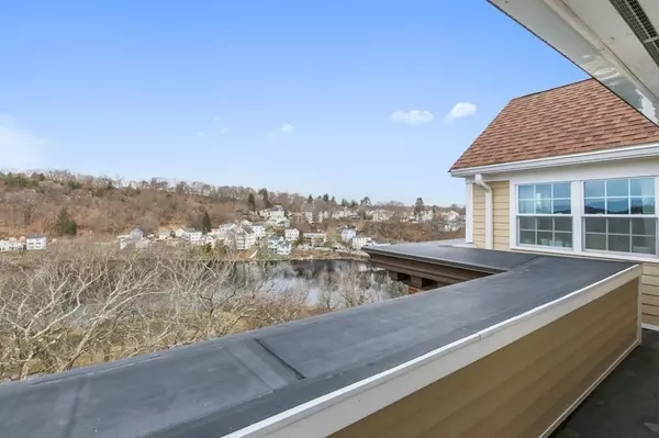 Clinton, MA 01510,18 Eagle Nest Rd #331