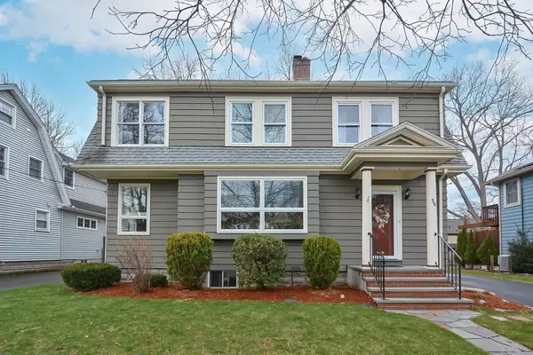 36 Garland St, Melrose, MA 02176