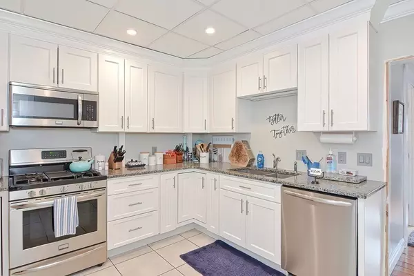 Fall River, MA 02720,644 Prospect St
