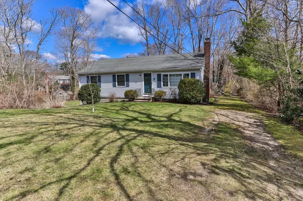 Sandwich, MA 02563,1 James St