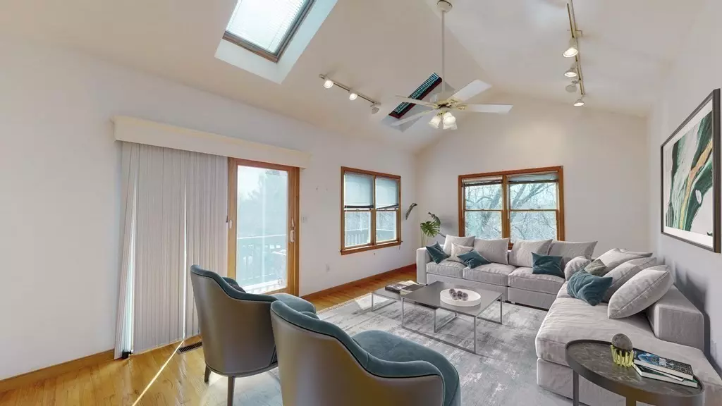 Watertown, MA 02472,142 Pleasant St #142