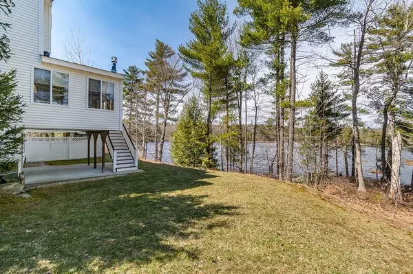 Ayer, MA 01432,9 Sunflower Ct #B