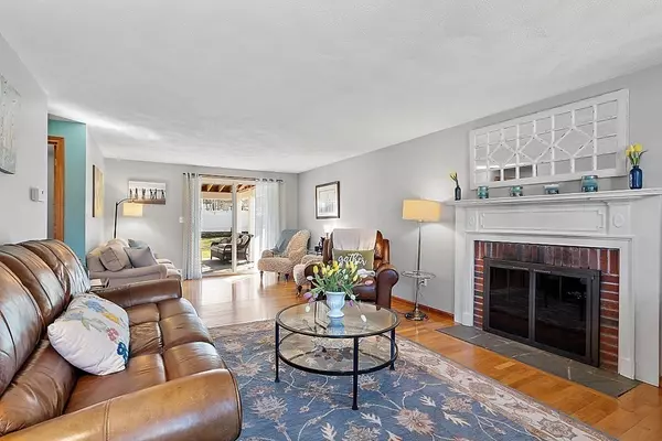 Hamilton, MA 01982,9 Annies Lane