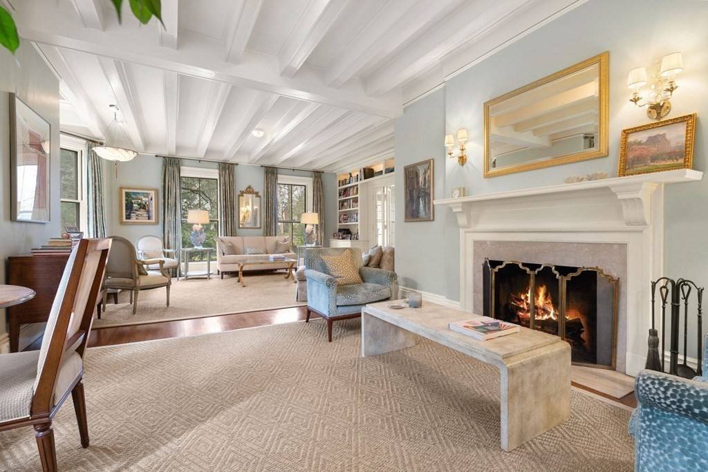 Newton, MA 02465,362 Otis St