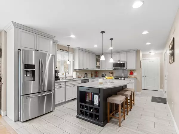 Westport, MA 02790,1 Walters Way