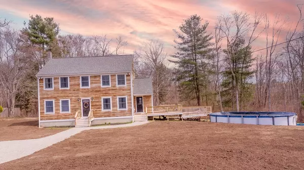 433 Bedford St, Lakeville, MA 02347