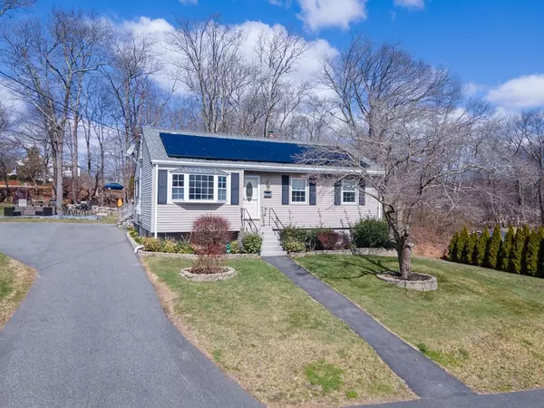 95 Oliver St, Avon, MA 02322