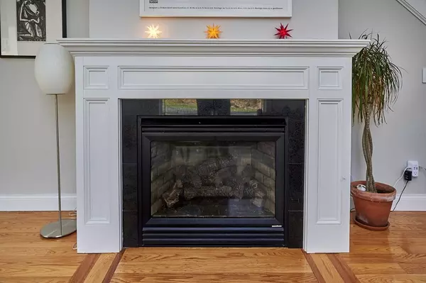 Pelham, MA 01002,7 Arnold Rd.