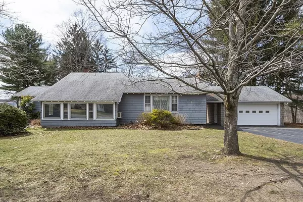 88 Shrewsbury St, West Boylston, MA 01583