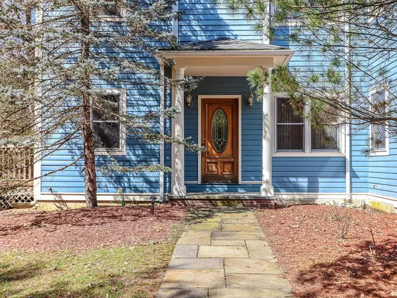 8 Livingston, Needham, MA 02494