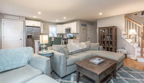 West Bridgewater, MA 02379,632 N Elm St #3